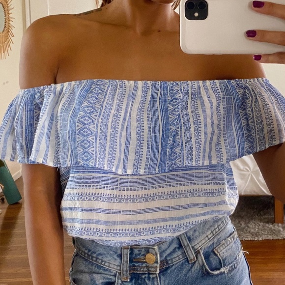 Forever 21 Tops - Off-the-Shoulder Flounce Top
